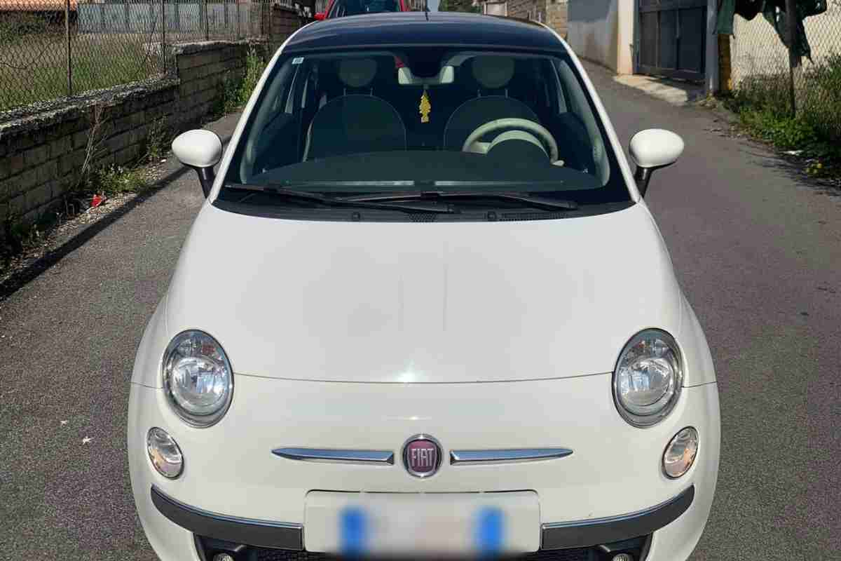 Fiat 500 ritrovata dopo il furto a Roma