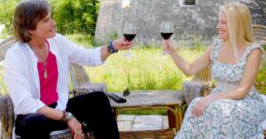 Ronn Moss ed Esmeralda Spadea in Celebrity Wines