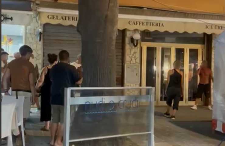 Attimi dell'aggressione al ristorante di Ostia presso Piazza Anco Marzio