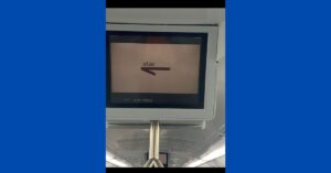 Monitor pensile spento sulla Metro B di Roma