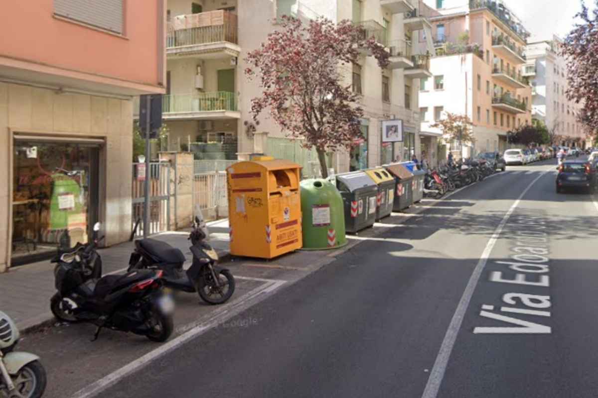 Foto dei cassonetti su via Edoardo Jenner a Colli Portuensi