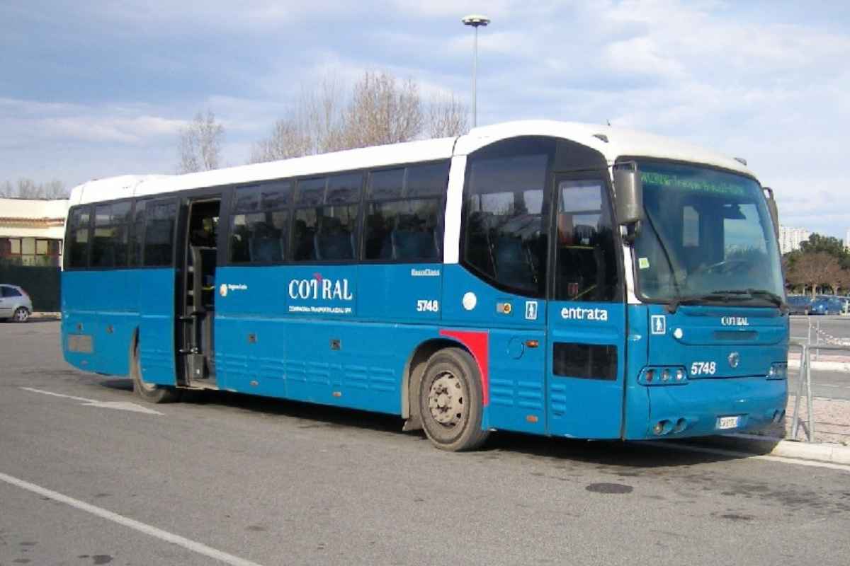 Autobus di Cotral