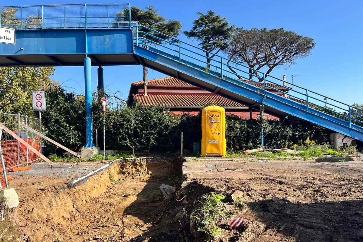 Foto all'interno del cantiere abbandonato di Ostia Antica