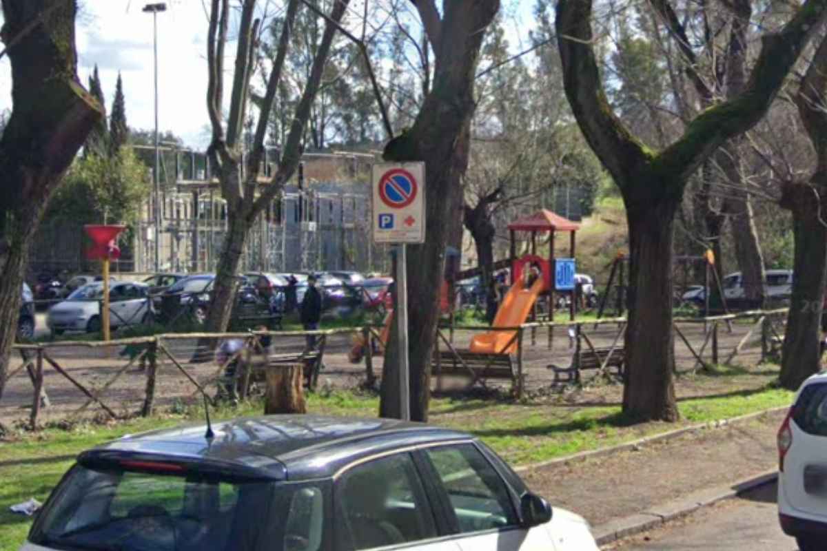 Foto dell'area ludica di piazza Lante Federico Marcello